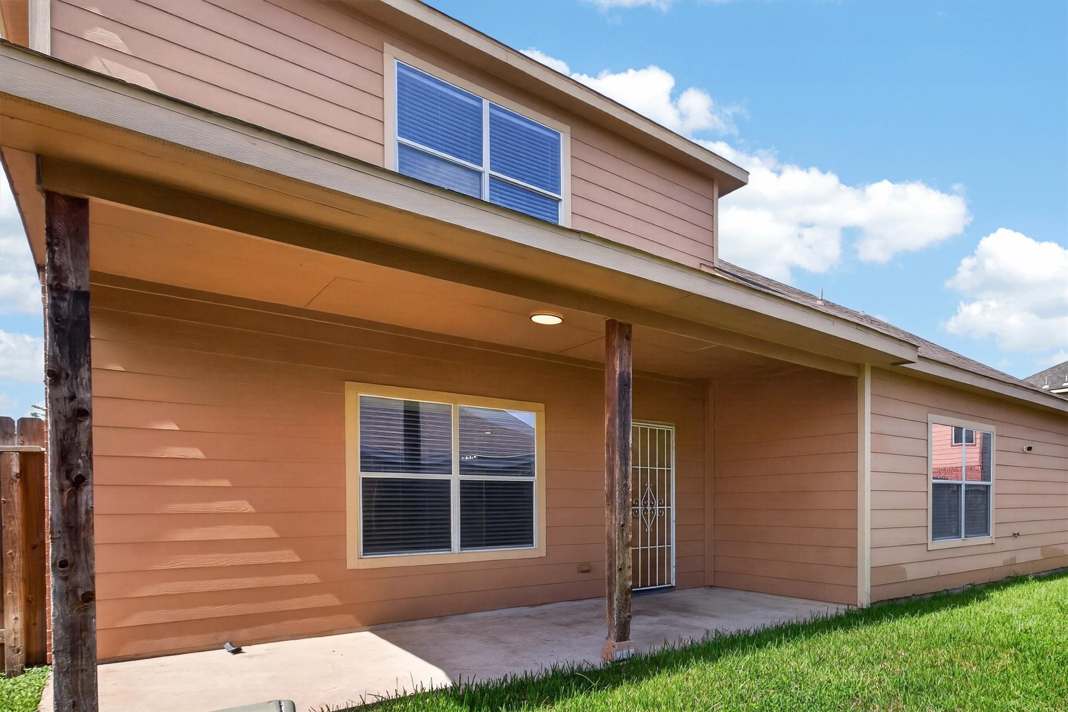 206 Unique Court Rosharon, TX 77583 - Photo 19 of 48 Gallery Image 19
