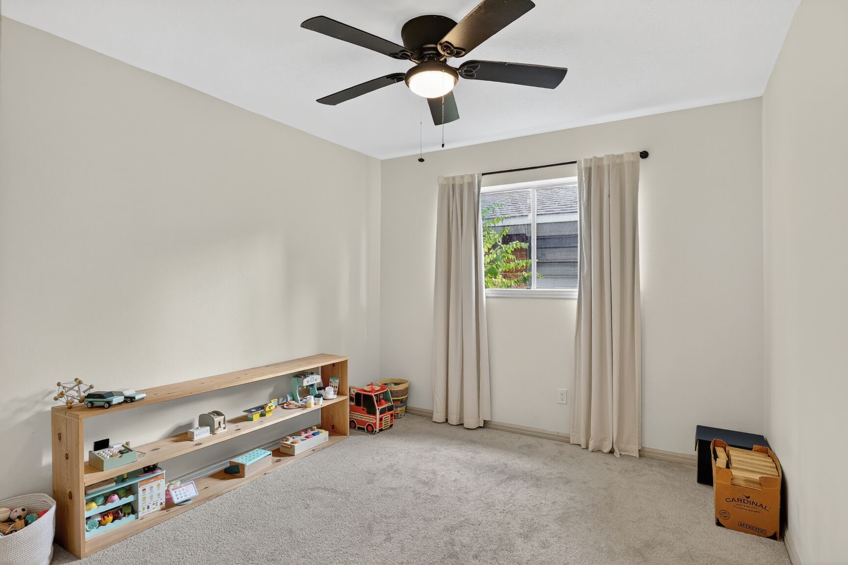 16122 Rill Lane Houston, TX 77062 - Photo 13 of 23 an empty room with windows