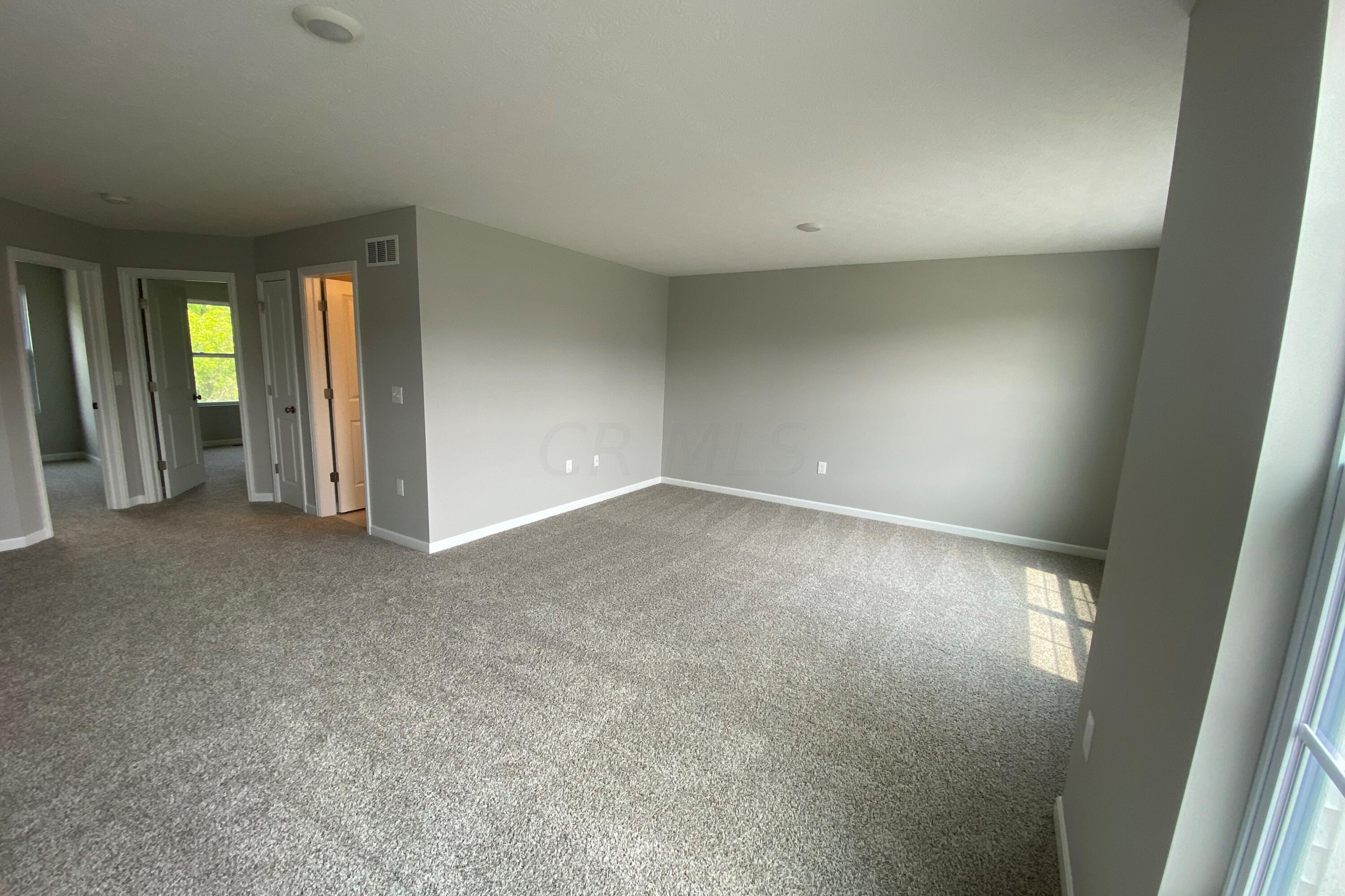 8074 Marilyn Road Reynoldsburg, OH 43068 - Photo 19 of 39 Interior