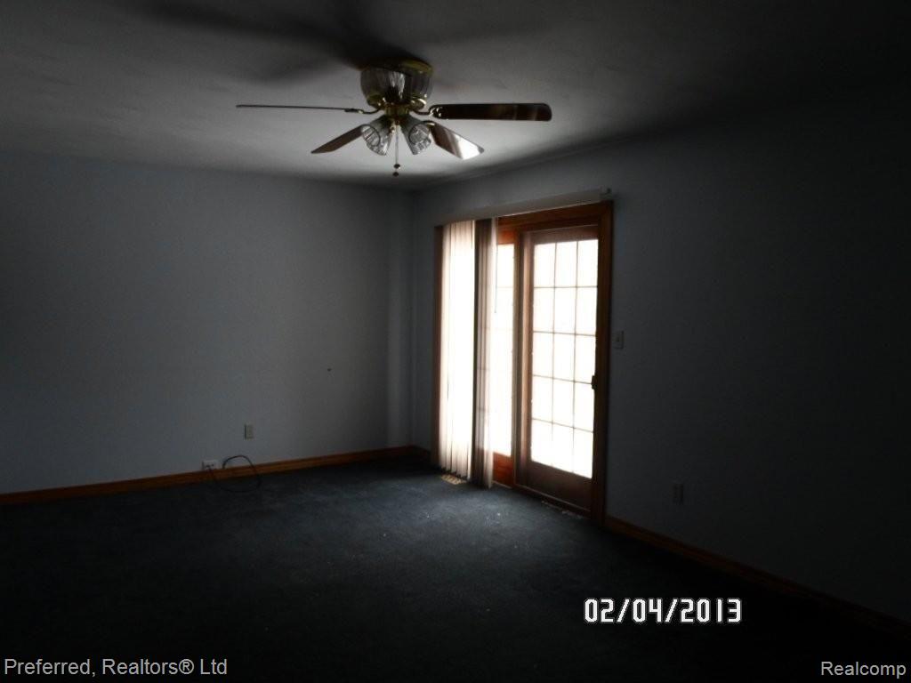 16175 Haggerty Road Belleville, MI 48111 - Photo 6 of 16 living room