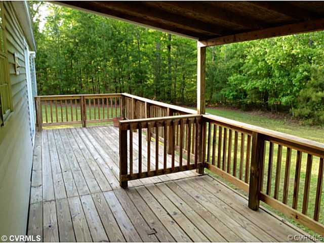 17107 New Hope Road Shacklefords, VA 23156 - Photo 12 of 15 Patio/Deck