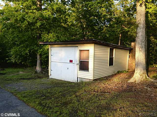 17107 New Hope Road Shacklefords, VA 23156 - Photo 15 of 15 Storage