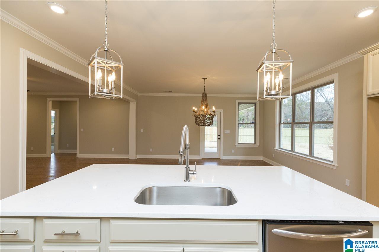 2915 Altadena Ridge Drive Birmingham, AL 35243 - Photo 14 of 36