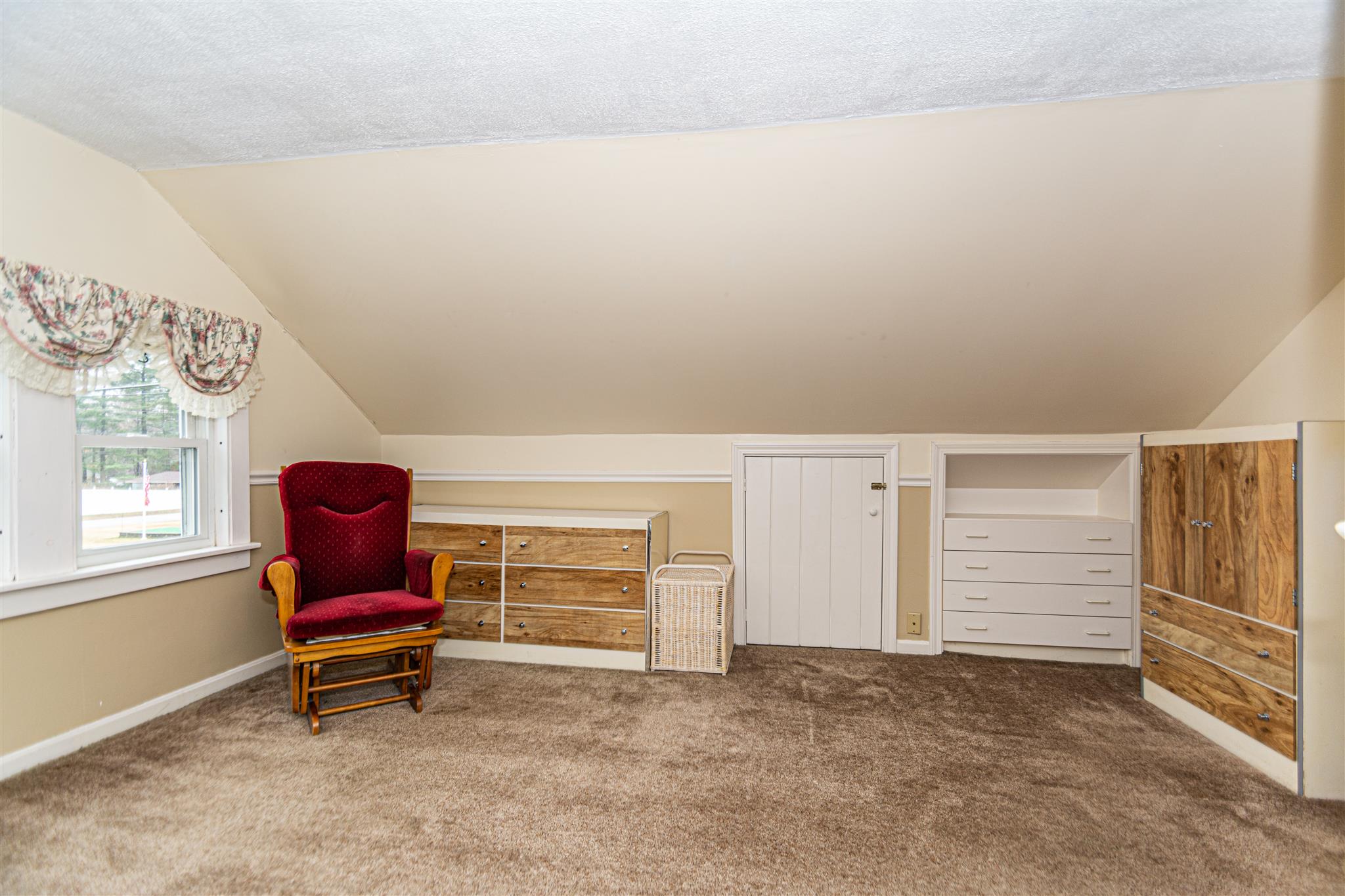 24 Plummer Road Bedford, NH 03110 - Photo 30 of 38 Gallery Image 30