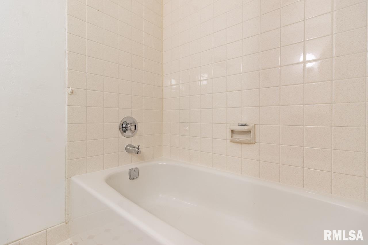 5114 South Chesterfield Court Mapleton, IL 61547 - Photo 25 of 37
