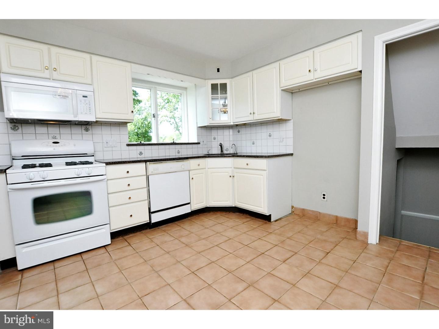 125 North Valleybrook Road Cherry Hill, NJ 08034 - Photo 11 of 25 Kitchen