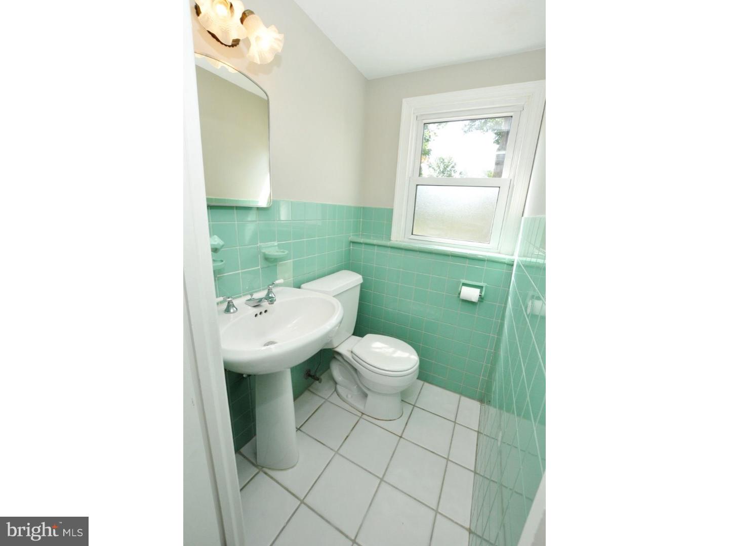 125 North Valleybrook Road Cherry Hill, NJ 08034 - Photo 13 of 25 Bathroom