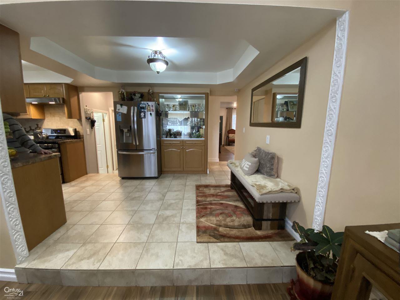 28974 James Drive Warren, MI 48092 - Photo 11 of 36 Gallery Image 11