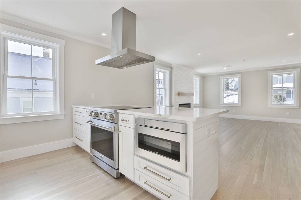 101 Market Street, Unit B Amesbury, MA 01913 - Photo 17 of 32