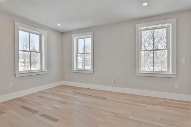 $669,000 | 101 Market Street, Unit B, Amesbury, MA 01913