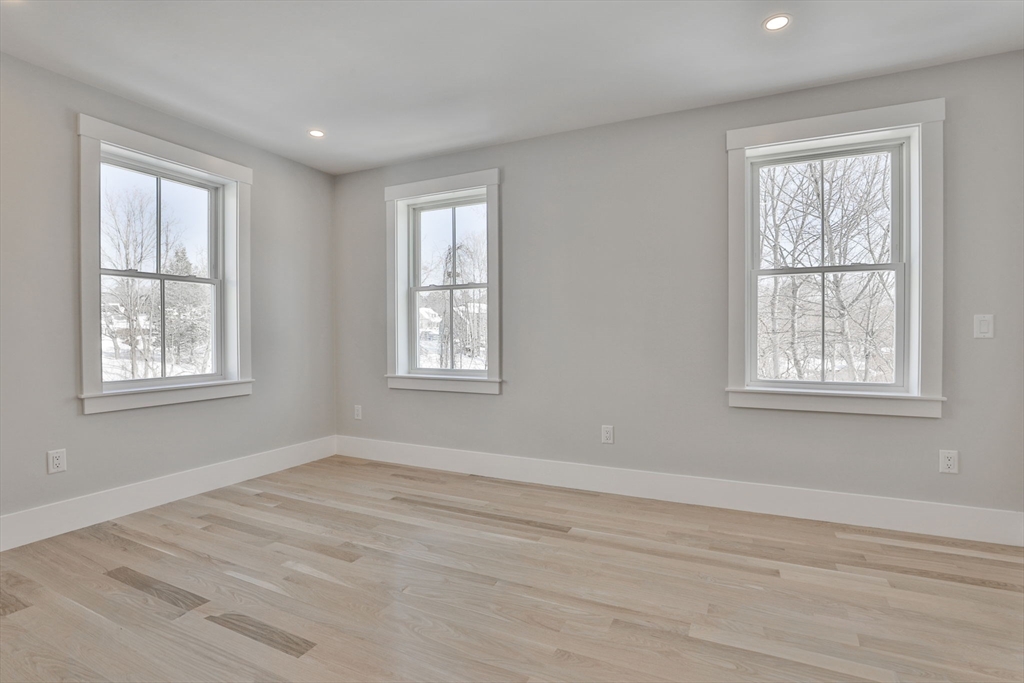 101 Market Street, Unit B Amesbury, MA 01913 - Photo 21 of 30