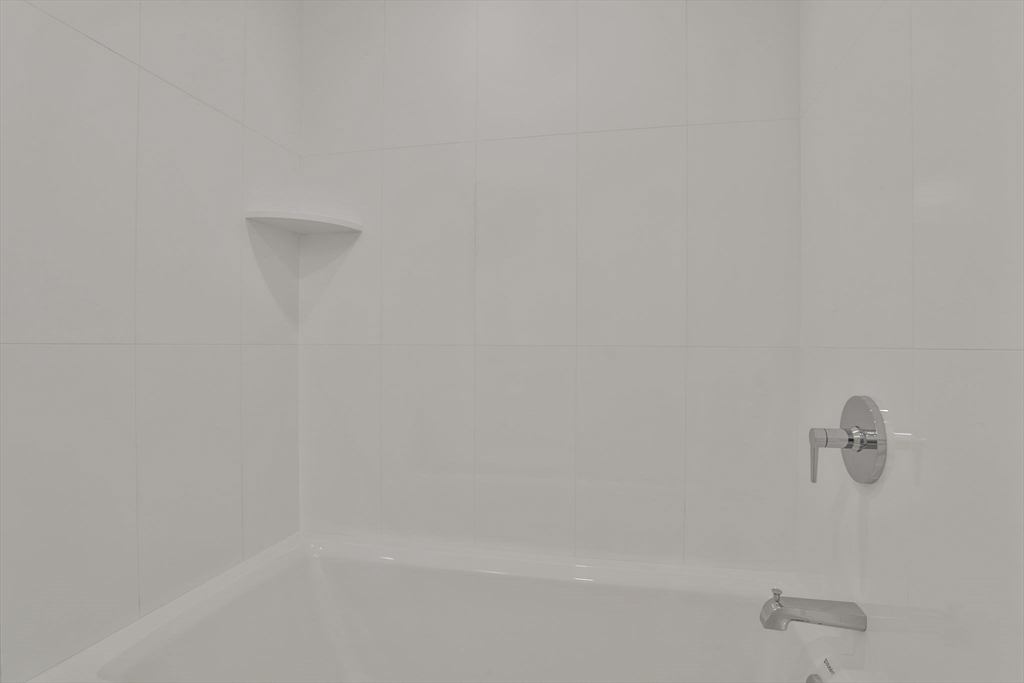 101 Market Street, Unit B Amesbury, MA 01913 - Photo 22 of 32