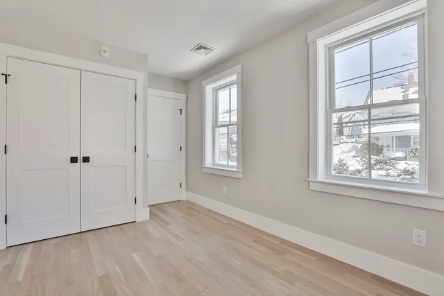 $669,000 | 101 Market Street, Unit B, Amesbury, MA 01913