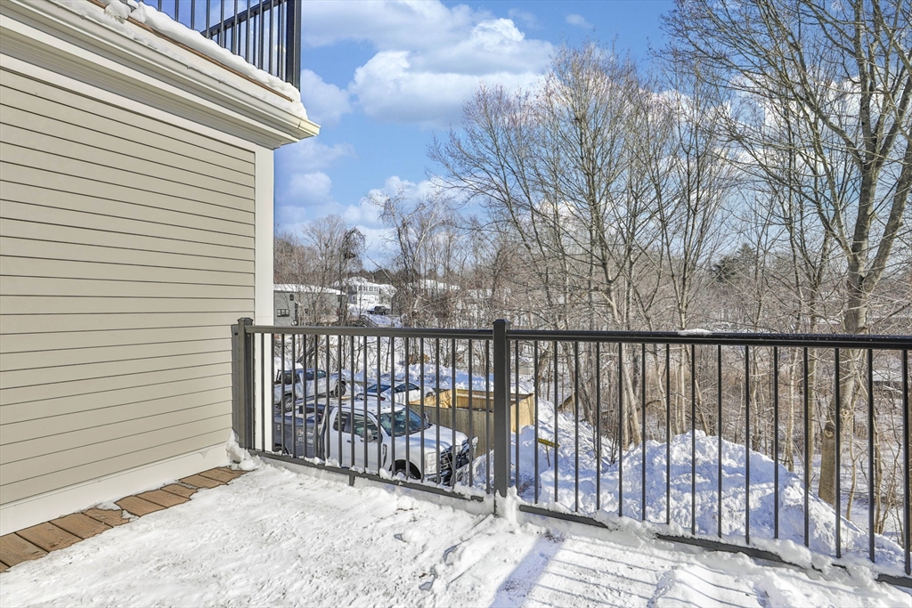 101 Market Street, Unit B Amesbury, MA 01913 - Photo 3 of 30