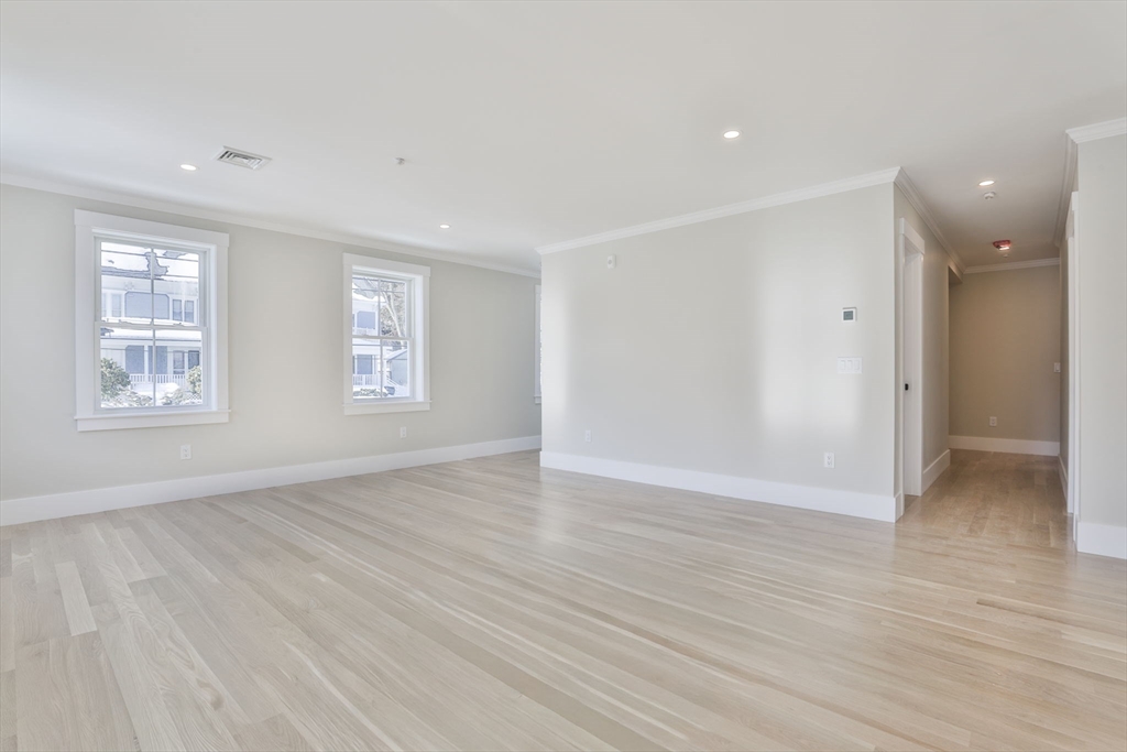 101 Market Street, Unit B Amesbury, MA 01913 - Photo 5 of 30