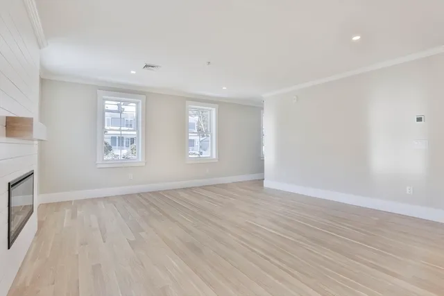 $669,000 | 101 Market Street, Unit B, Amesbury, MA 01913