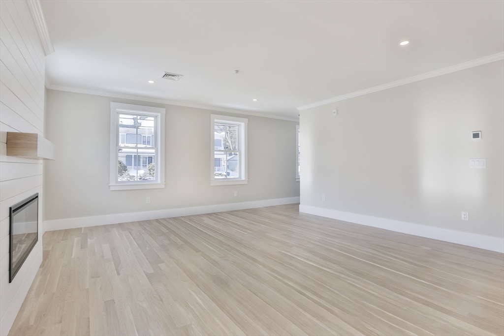 101 Market Street, Unit B Amesbury, MA 01913 - Photo 6 of 30