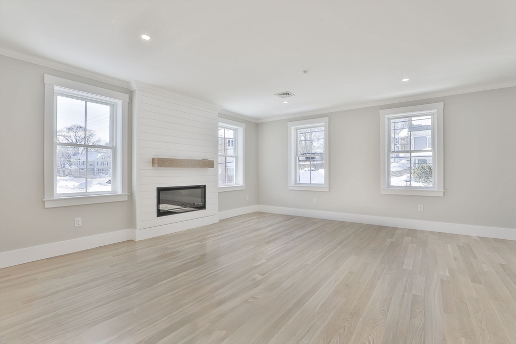 101 Market Street, Unit B Amesbury, MA 01913 - Photo 9 of 32