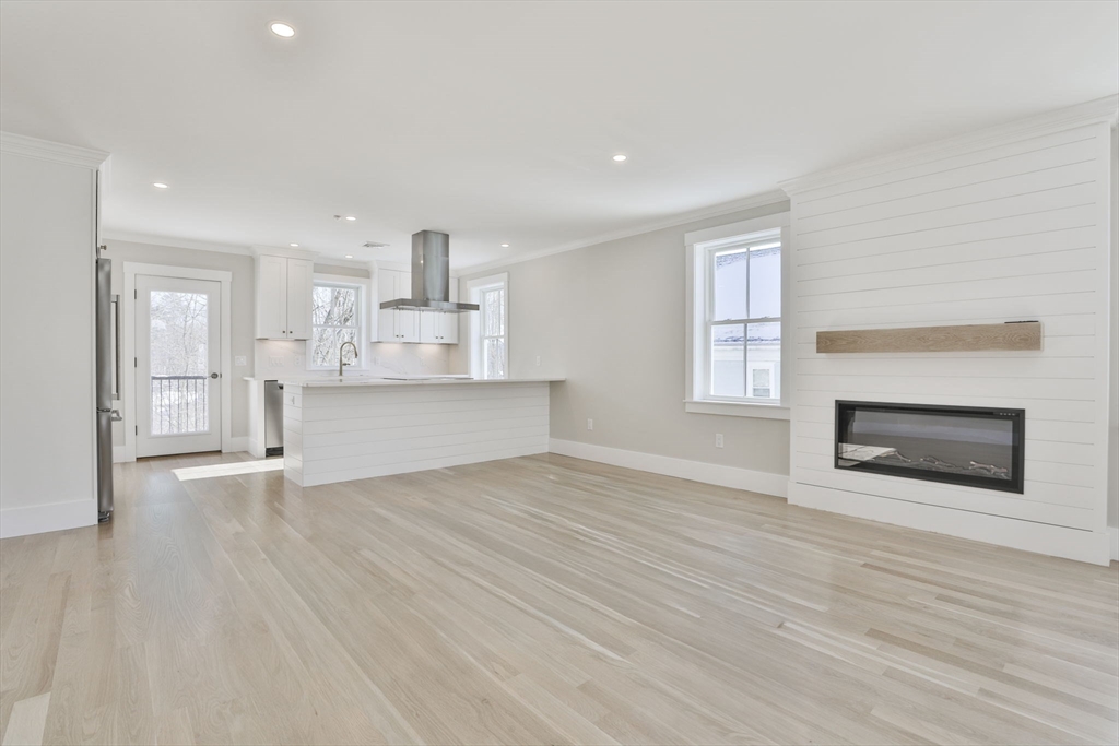 101 Market Street, Unit B Amesbury, MA 01913 - Photo 10 of 32