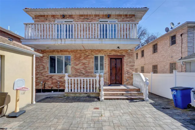 $1,825,000 | 53-12 199th Street | Auburndale