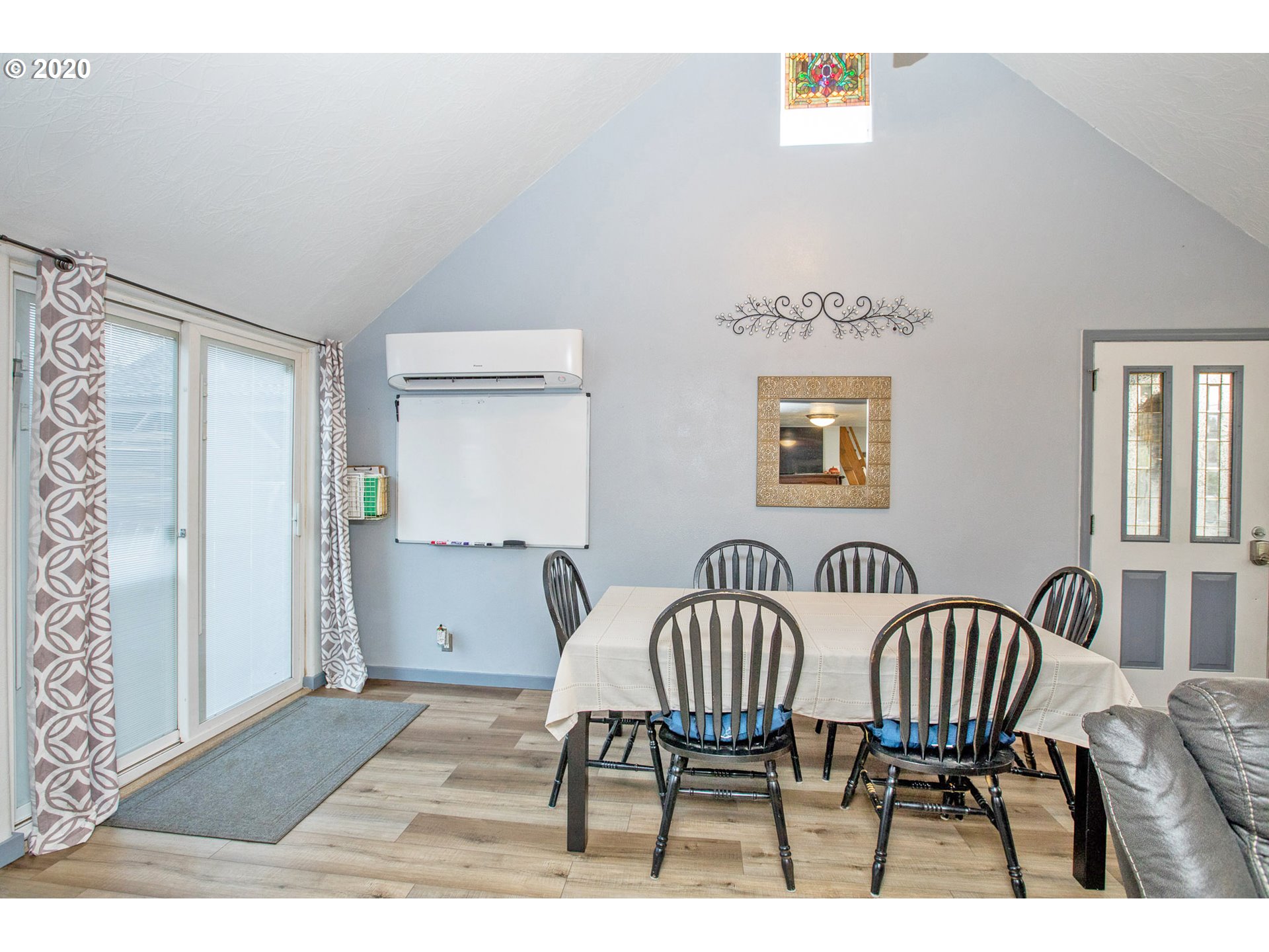 360 River Loop 2 Eugene, OR 97404 - Photo 11 of 30 Gallery Image 11