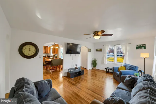 $279,900 | 147 Sunset Avenue, Pleasant Gap, PA 16823