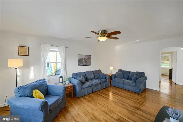 $279,900 | 147 Sunset Avenue, Pleasant Gap, PA 16823