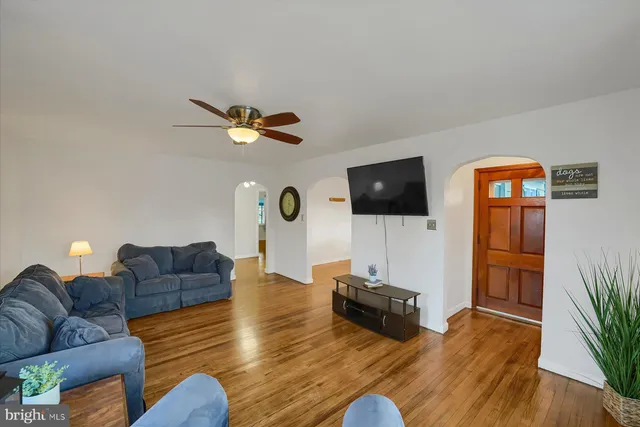 $279,900 | 147 Sunset Avenue, Pleasant Gap, PA 16823