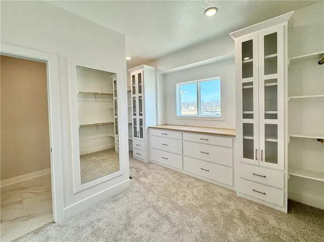 $939,900 | 4714 Sienna Ridge, Riverside, MO 64150