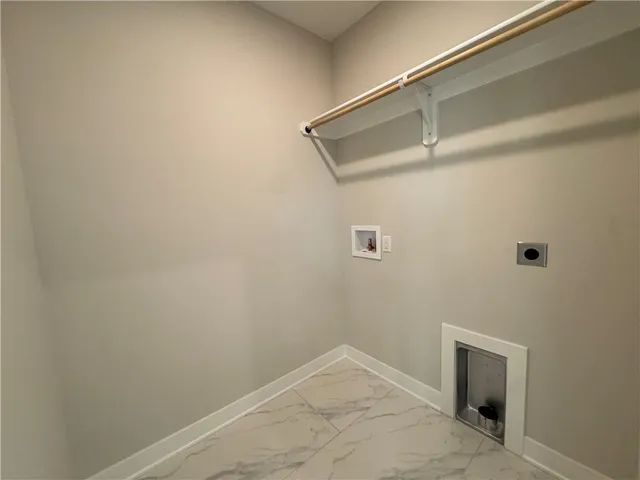 $939,900 | 4714 Sienna Ridge, Riverside, MO 64150