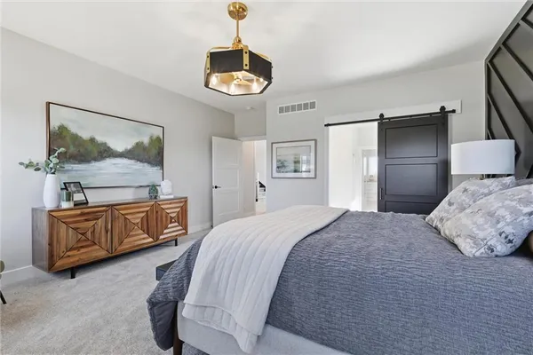 $939,900 | 4714 Sienna Ridge, Riverside, MO 64150