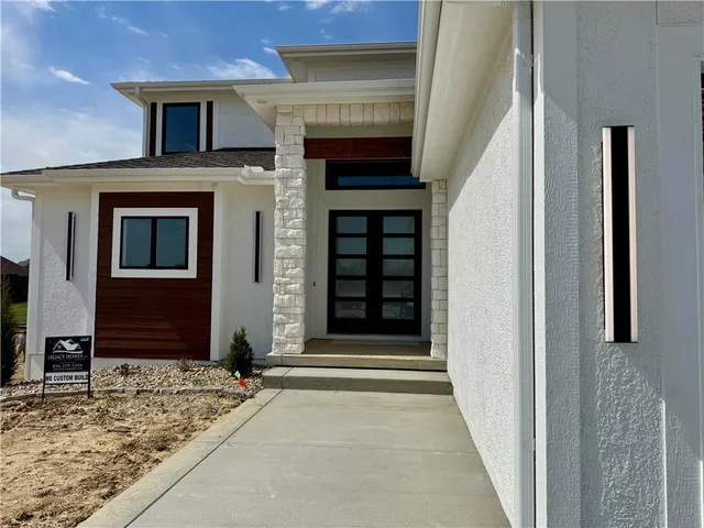 $939,900 | 4714 Sienna Ridge, Riverside, MO 64150