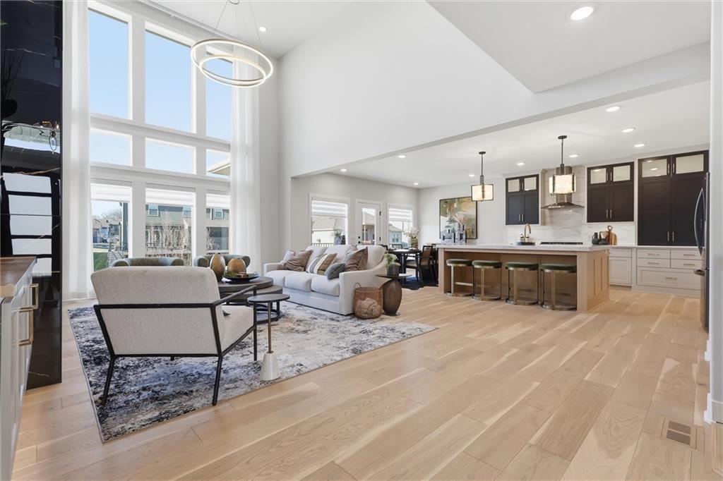 4714 Sienna Ridge Riverside, MO 64150 - Photo 2 of 38