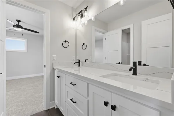 $939,900 | 4714 Sienna Ridge, Riverside, MO 64150