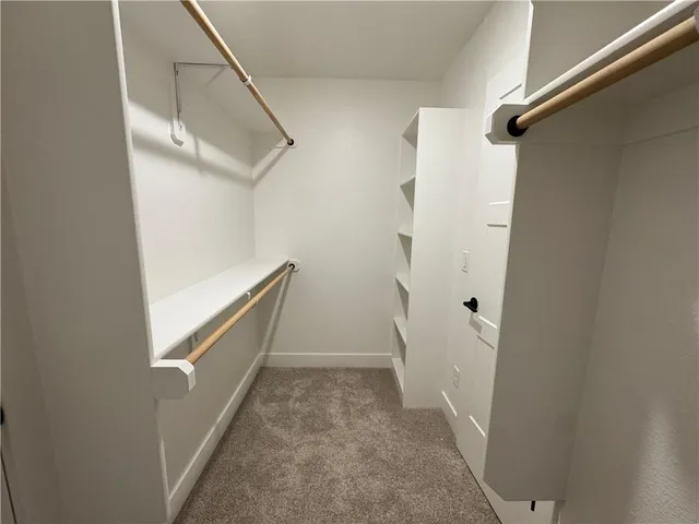 $939,900 | 4714 Sienna Ridge, Riverside, MO 64150