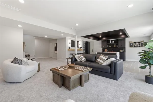$939,900 | 4714 Sienna Ridge, Riverside, MO 64150