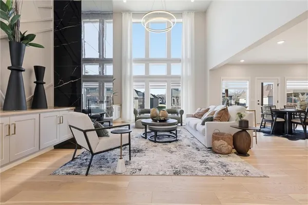$939,900 | 4714 Sienna Ridge, Riverside, MO 64150