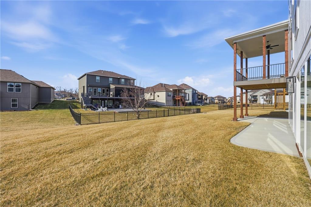 4714 Sienna Ridge Riverside, MO 64150 - Photo 34 of 38