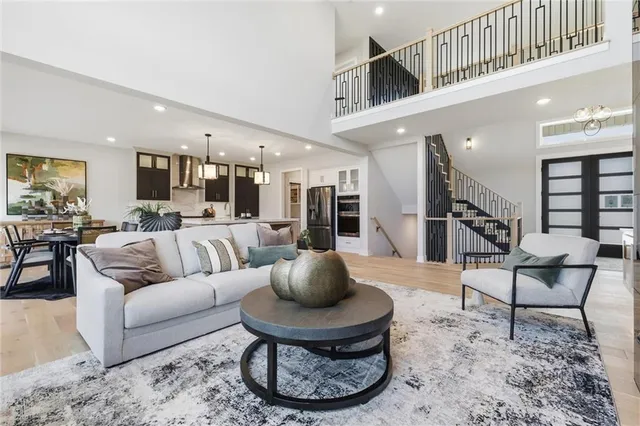 $939,900 | 4714 Sienna Ridge, Riverside, MO 64150