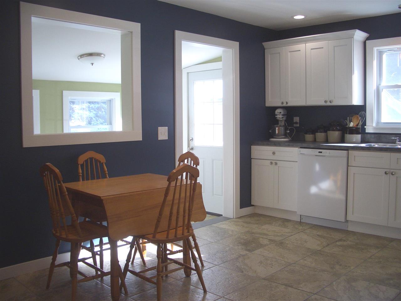 88 Park Street Proctor, VT 05765 - Photo 4 of 20 Gallery Image 4