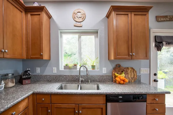 $335,000 | 39313 Squaw Valley Road, Squaw Valley, CA 93675