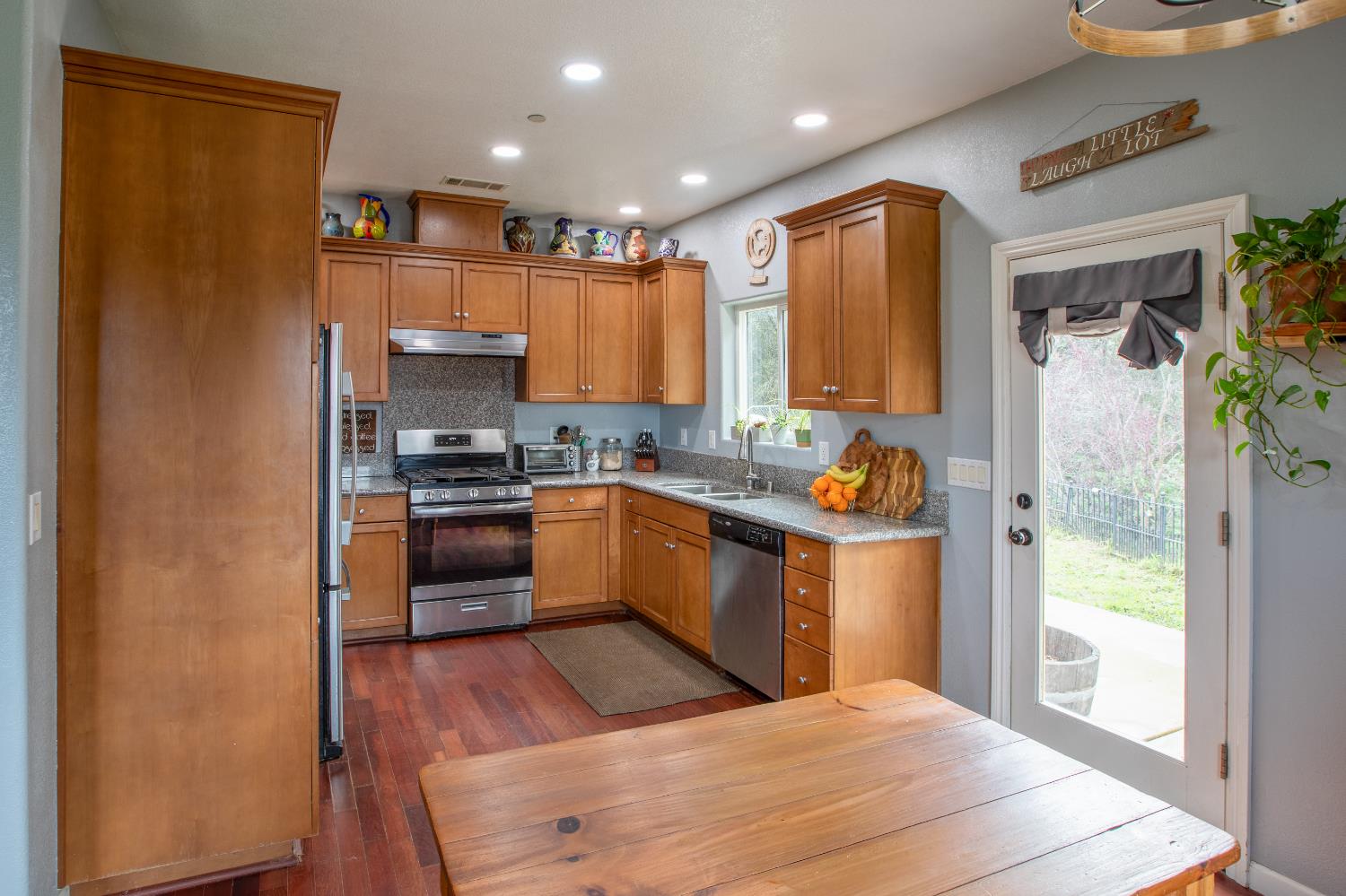 39313 Squaw Valley Road Squaw Valley, CA 93675 - Photo 13 of 38