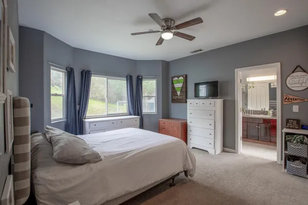 $335,000 | 39313 Squaw Valley Road, Squaw Valley, CA 93675