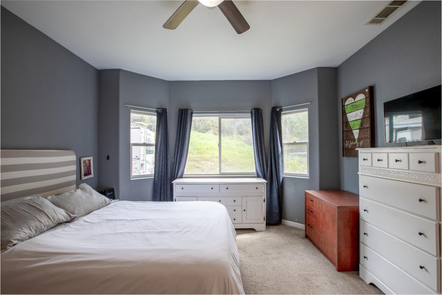 39313 Squaw Valley Road Squaw Valley, CA 93675 - Photo 17 of 38