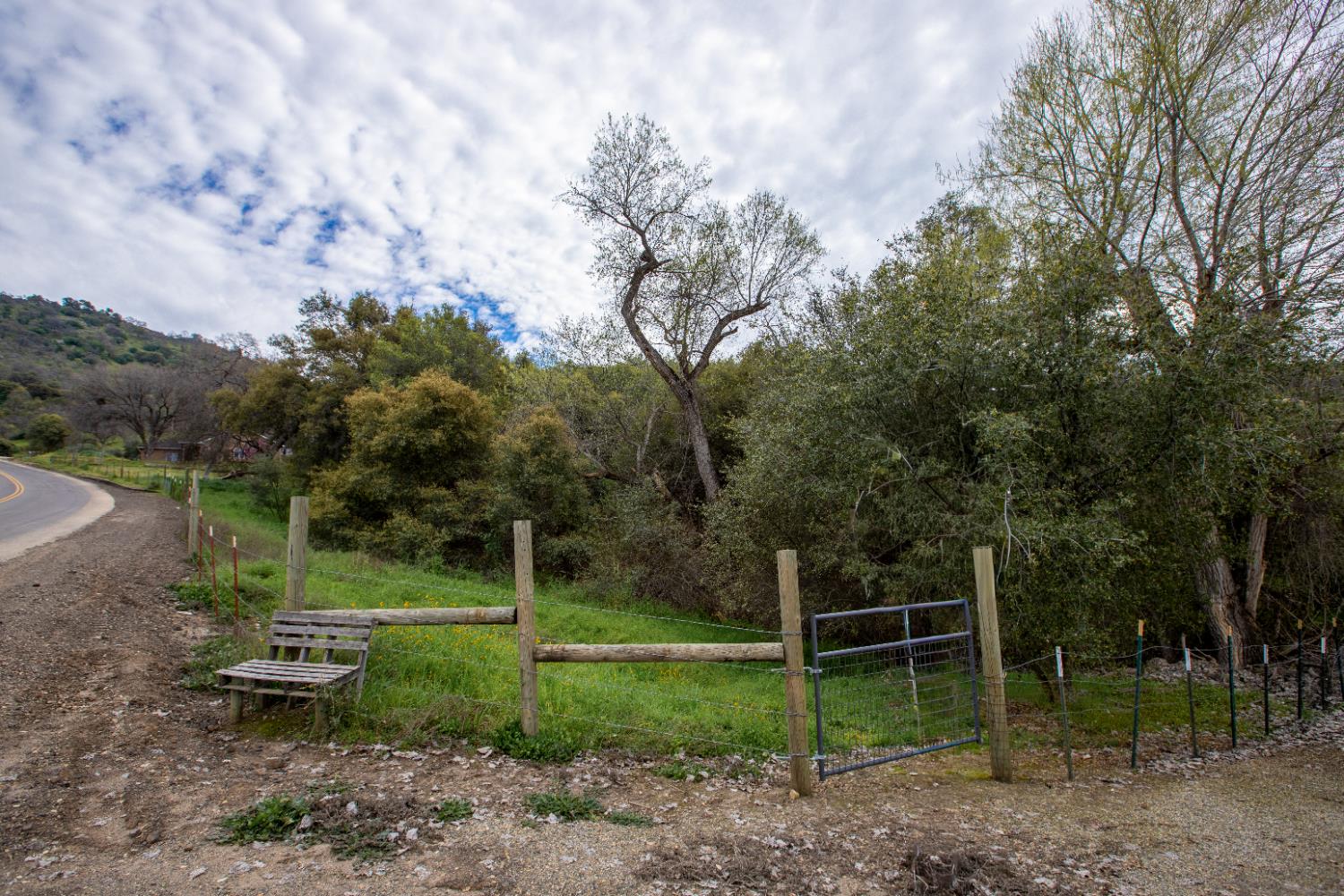 39313 Squaw Valley Road Squaw Valley, CA 93675 - Photo 33 of 38