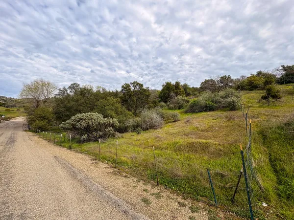 $335,000 | 39313 Squaw Valley Road, Squaw Valley, CA 93675