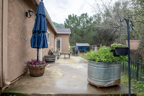 $335,000 | 39313 Squaw Valley Road, Squaw Valley, CA 93675
