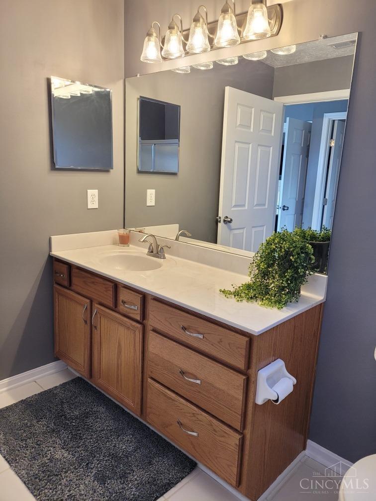 5485 Michelles Oak Court, Unit K Cincinnati, OH 45248 - Photo 25 of 35