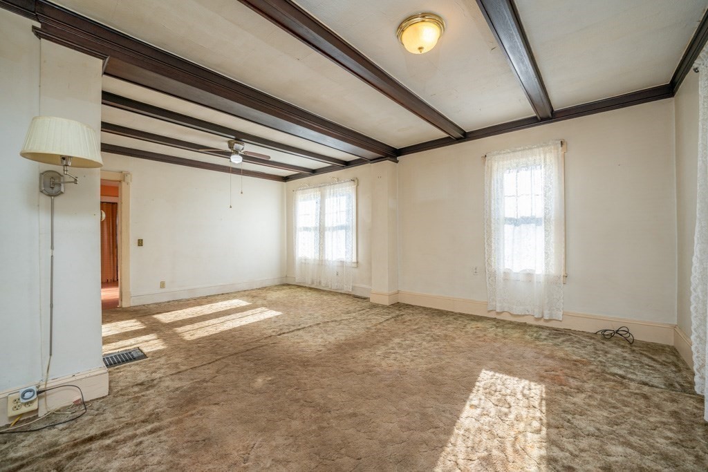 57 Hobson Street Springfield, MA 01109 - Photo 8 of 26