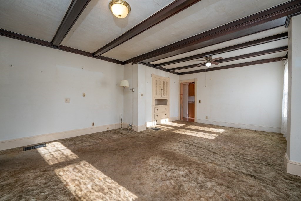 57 Hobson Street Springfield, MA 01109 - Photo 9 of 26